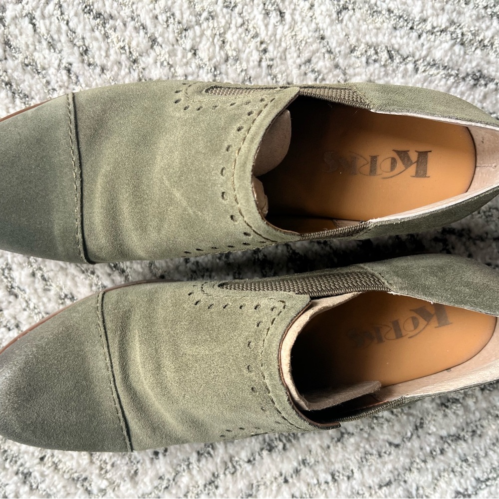 Kork-Ease women’s Sage Green Oxfords